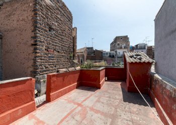 Terrazza - Casa indipendente Via Testulla, Catania - foto 4