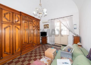 Soggiorno - Casa indipendente Via Testulla, Catania - foto 12