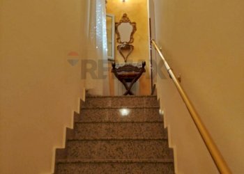 Scale - Villa contrada malcristiano, Piazza Armerina - foto 15