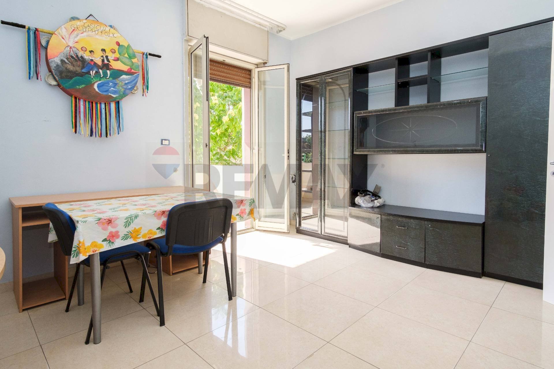 Sala da pranzo - Apartment via Vittorio Veneto
 
6, San Pietro Clarenza - photo 2