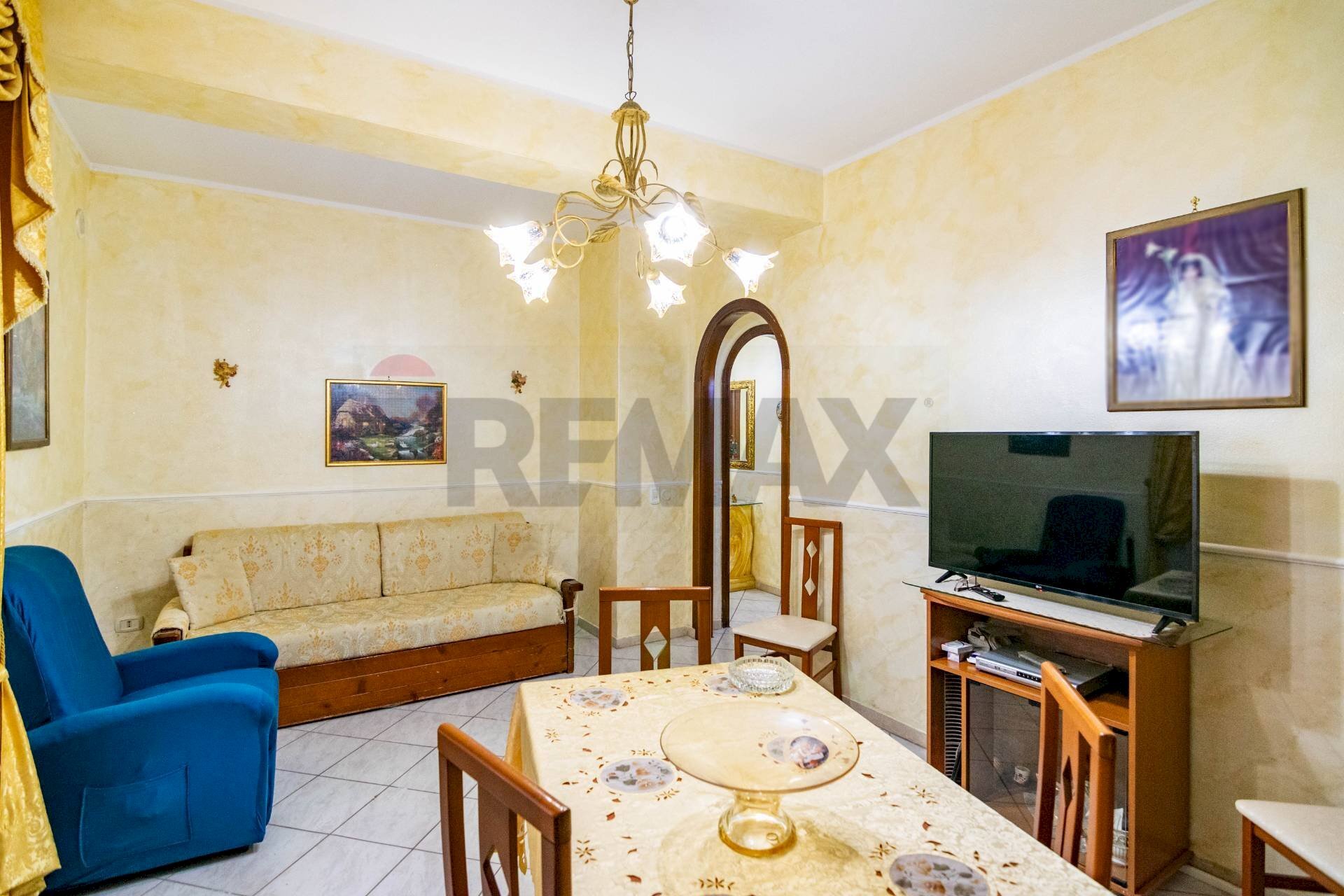 Sala da pranzo - Quadrilocale via Del Frantoio
 
42, Catania - foto 3