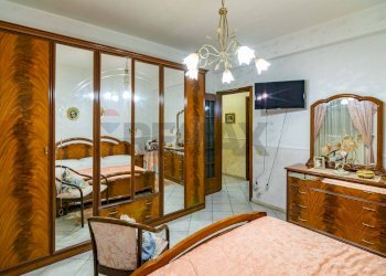 Camera / camera da letto - Quadrilocale via Del Frantoio
 
42, Catania - foto 11