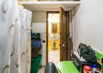 Camera / camera da letto - Quadrilocale via Del Frantoio
 
42, Catania - foto 19