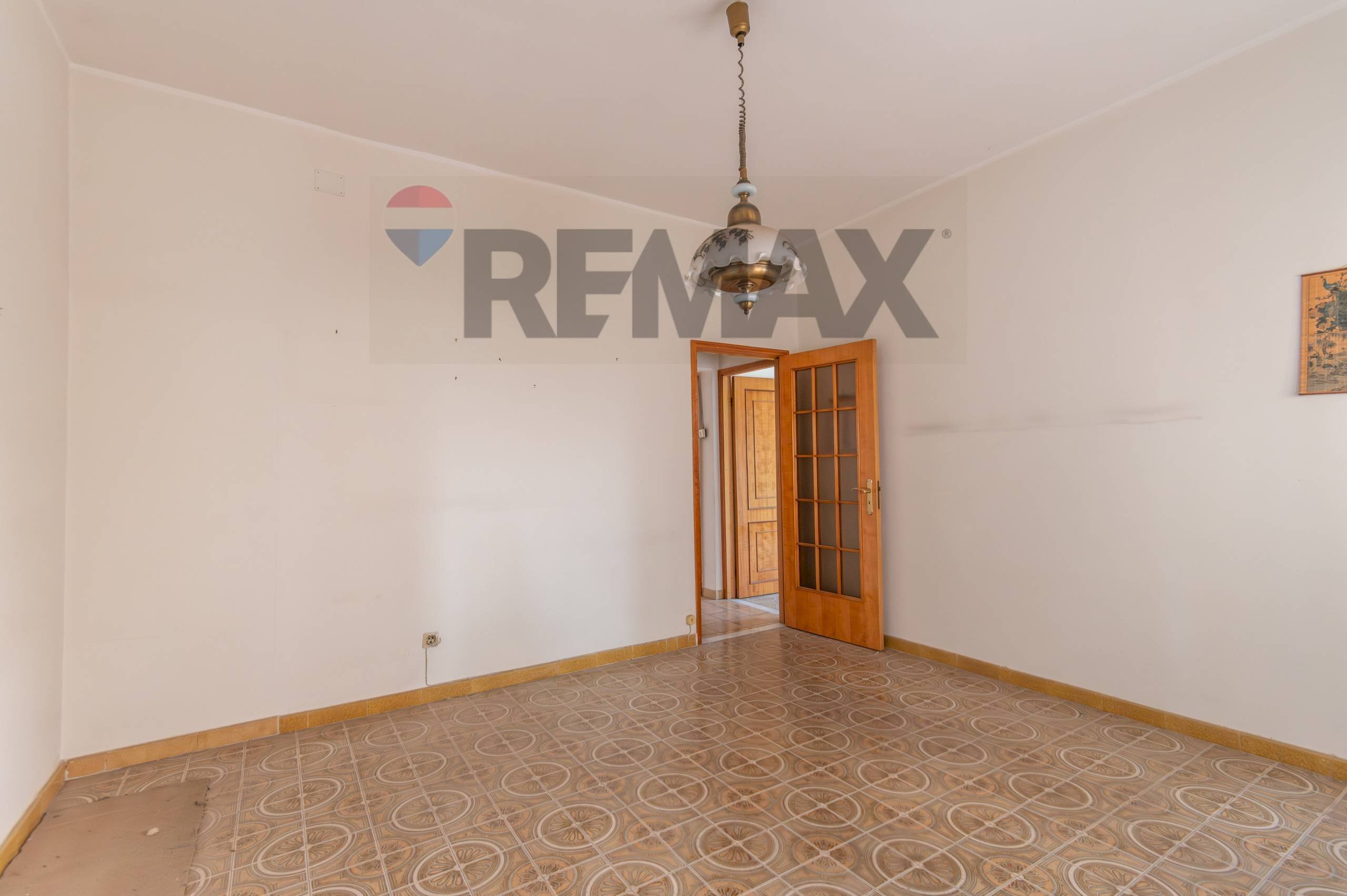 Stanza vuota - Two-room apartment viale autonomia
 
83, Caltagirone - photo 1