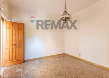 Stanza vuota - Two-room apartment viale autonomia
 
83, Caltagirone - photo 3