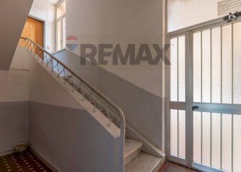 Scale - Two-room apartment viale autonomia
 
83, Caltagirone - photo 18