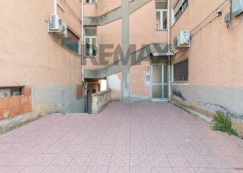 Edificio all\'aperto - Two-room apartment viale autonomia
 
83, Caltagirone - photo 19