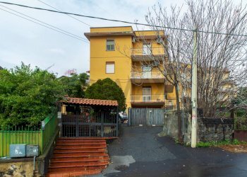 Edificio all\'aperto - Appartamento Via San Gregorio
 
3, Sant'Agata Li Battiati - foto 2