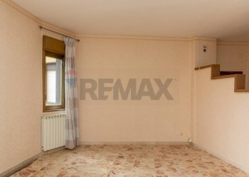 Stanza vuota - Appartamento Via San Gregorio
 
3, Sant'Agata Li Battiati - foto 16