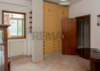 Camera / camera da letto - Appartamento Via San Gregorio
 
3, Sant'Agata Li Battiati - foto 24