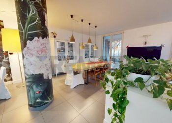 Sala da pranzo - Trilocale via Giuseppe Giusti
 
28, Rodano - foto 4