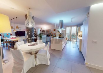 Sala da pranzo - Trilocale via Giuseppe Giusti
 
28, Rodano - foto 7