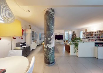 Sala da pranzo - Trilocale via Giuseppe Giusti
 
28, Rodano - foto 9