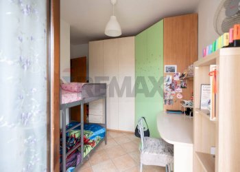 Camera / camera da letto - Quadrilocale Via la croce
 
41, Monte San Vito - foto 15