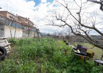 Giardino - Quadrilocale Via la croce
 
41, Monte San Vito - foto 26