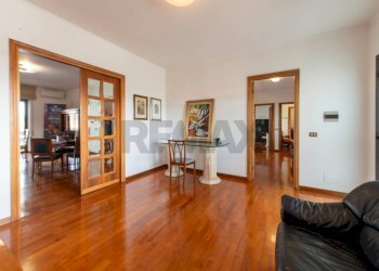 Soggiorno - Ufficio Piazza del Consorzio
 
9, Anzio - foto 9