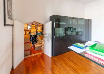 Camera / camera da letto - Ufficio Piazza del Consorzio
 
9, Anzio - foto 11