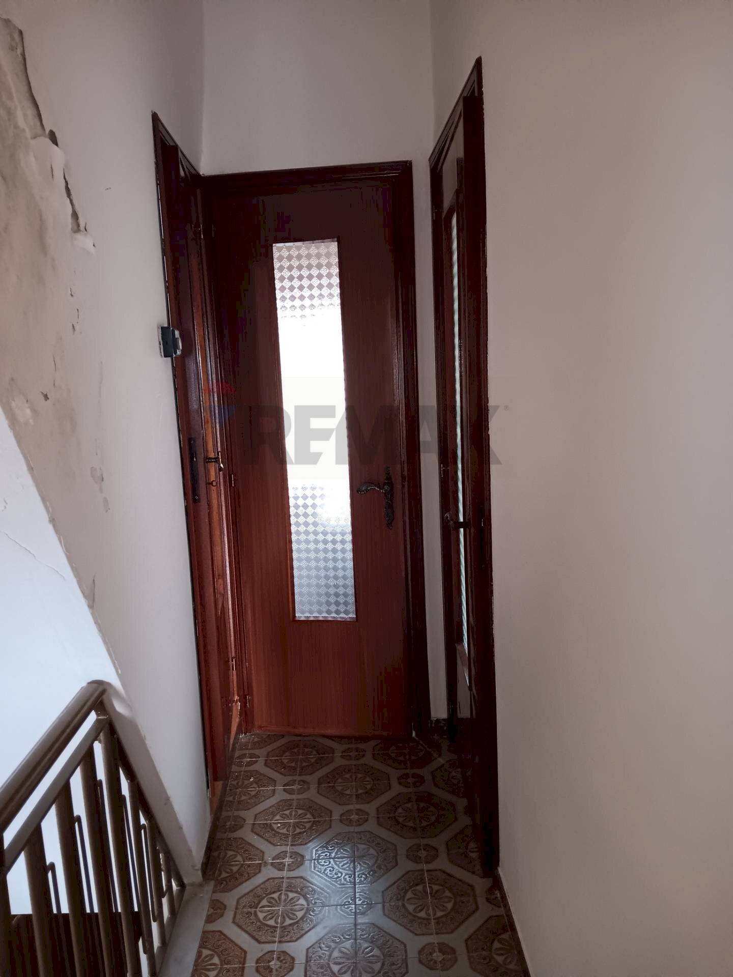 Hall / corridoio - Independent house Via Roxas
 
4, Calascibetta - photo 2