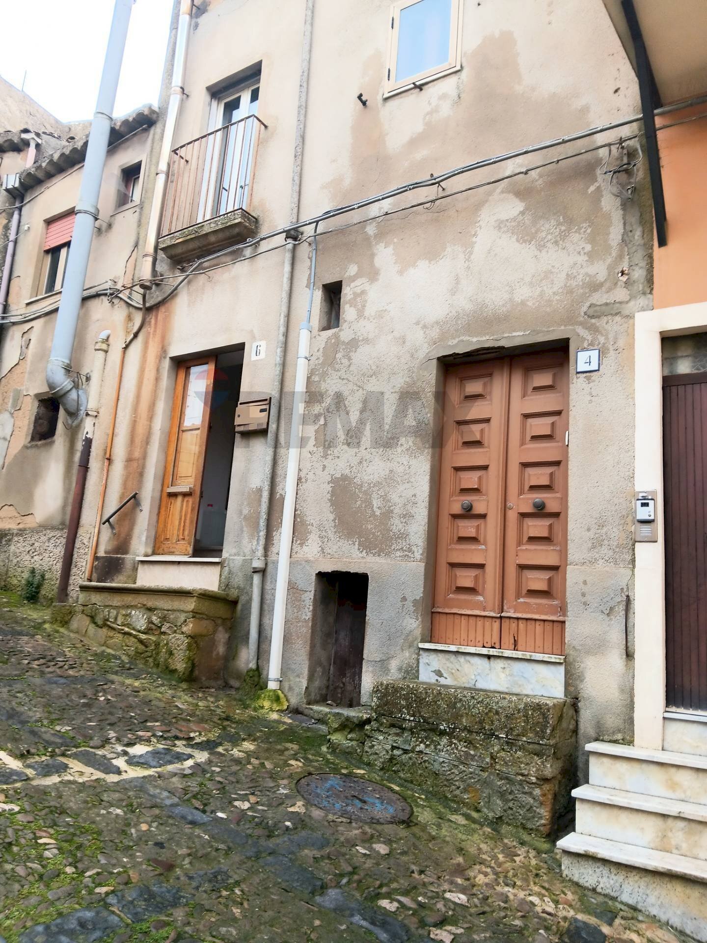 Casa all\'aperto - Independent house Via Roxas
 
4, Calascibetta - photo 1