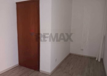 Stanza vuota - Locale Commerciale Via Roma
 
449, Enna - foto 14