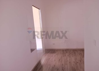 Stanza vuota - Locale Commerciale Via Roma
 
449, Enna - foto 18