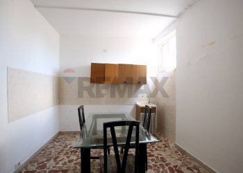 Sala da pranzo - Trilocale VIA CATULLO
 
23, Palazzolo Acreide - foto 10