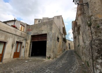 Edificio all\'aperto - Trilocale VIA CATULLO
 
23, Palazzolo Acreide - foto 20