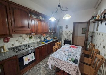 Cucina - Appartamento via enrico trimarchi
 
6, Sant'Alessio Siculo - foto 2