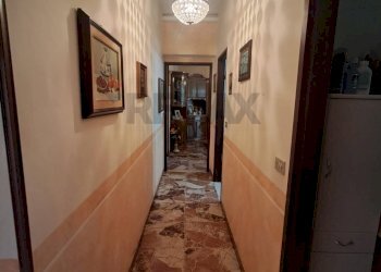 Hall / corridoio - Appartamento via enrico trimarchi
 
6, Sant'Alessio Siculo - foto 12