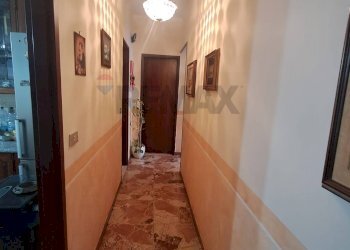 Hall / corridoio - Appartamento via enrico trimarchi
 
6, Sant'Alessio Siculo - foto 13