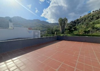 Terrazza - Appartamento via enrico trimarchi
 
6, Sant'Alessio Siculo - foto 27