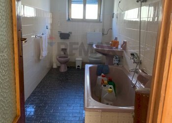 Bagno - Appartamento Via San Giovanni Bosco
 
86, Caltanissetta - foto 12