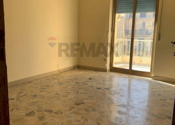 Stanza vuota - Appartamento Via San Giovanni Bosco
 
86, Caltanissetta - foto 13