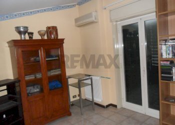 Sala da pranzo - Villa a Schiera Via Giorgio La Pira
 
2, Caltanissetta - foto 35