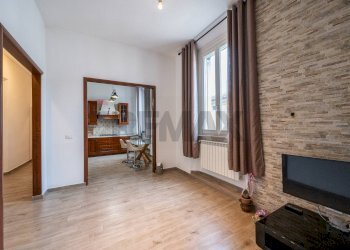 Hall / corridoio - Bilocale Via Bovio
 
2, Bozzolo - foto 6