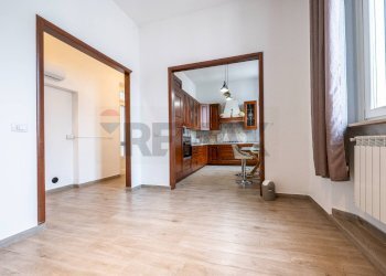 Hall / corridoio - Bilocale Via Bovio
 
2, Bozzolo - foto 9