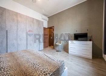 Camera / camera da letto - Bilocale Via Bovio
 
2, Bozzolo - foto 18