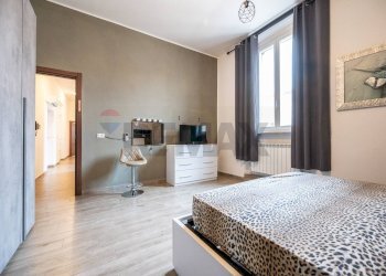 Camera / camera da letto - Bilocale Via Bovio
 
2, Bozzolo - foto 19