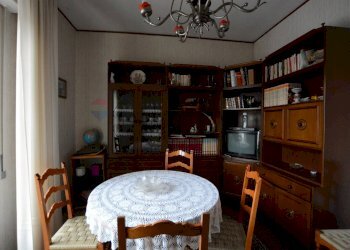 Sala da pranzo - Four-room apartment Via Braia 8, Millesimo - photo 11