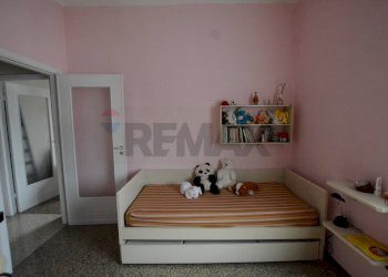 Camera / camera da letto - Four-room apartment Via Braia 8, Millesimo - photo 26