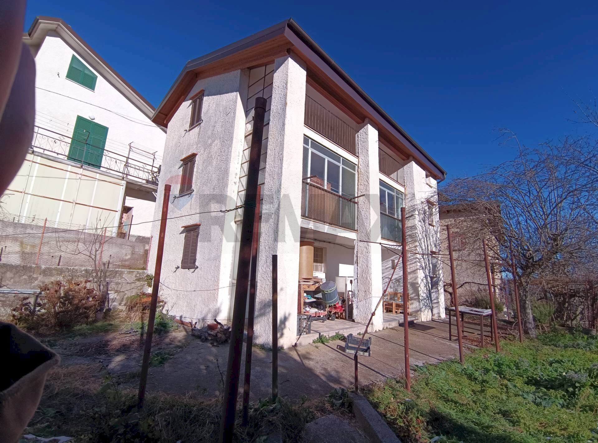 Edificio all\'aperto - Semi-detached house Via Resii
 
4, Pallare - photo 1