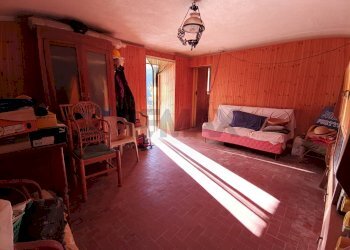 Sala da pranzo - Casa semi indipendente Via Resii
 
4, Pallare - foto 23