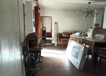 Sala da pranzo - Casa semi indipendente Via Resii
 
4, Pallare - foto 33