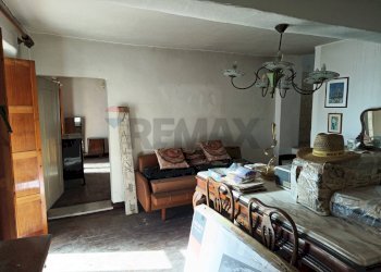 Soggiorno - Casa semi indipendente Via Resii
 
4, Pallare - foto 34