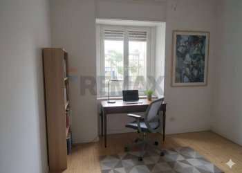 Ufficio - Casa indipendente Via Ferrante Imparato
 
195, Napoli - foto 18