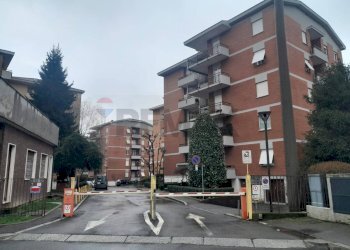 Edificio all\'aperto - Box via Vacha
 
17, Bergamo - foto 1