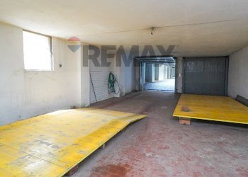 Parcheggio - Box via Vacha
 
17, Bergamo - photo 9