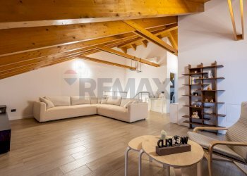 Soggiorno - Attico via XVII Marzo
 
40, Carnate - foto 19