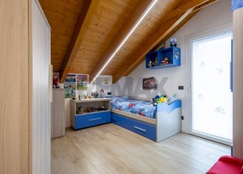 Camera / camera da letto - Attico via XVII Marzo
 
40, Carnate - foto 26