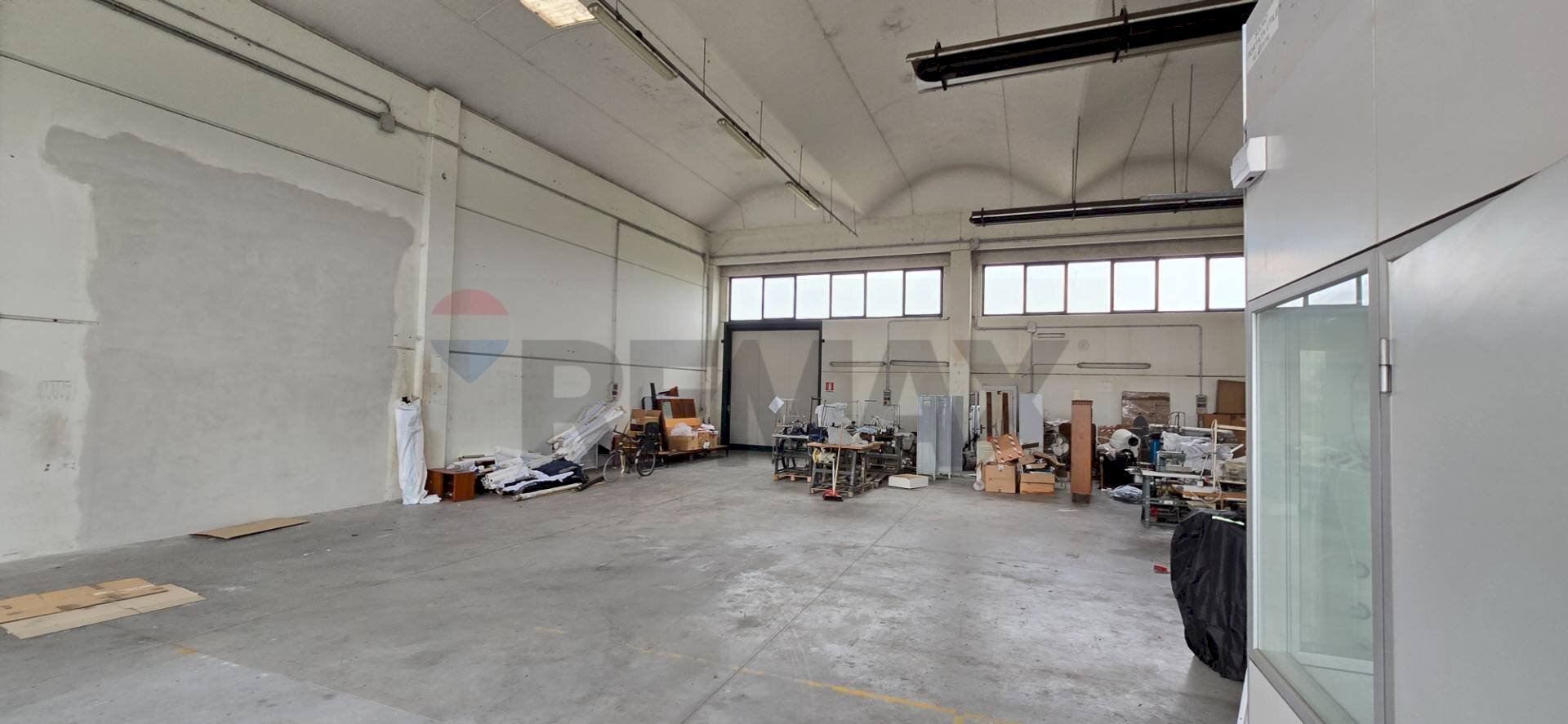 Parcheggio - Capannone Via alighieri
 
40, Riva del Po - foto 2